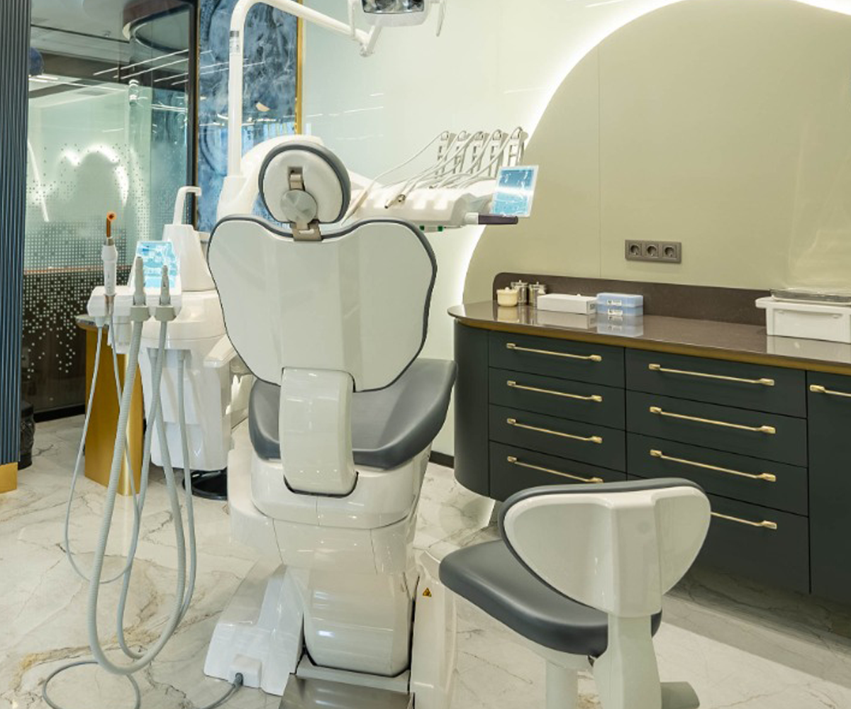 <i class="thsn-dentiq-icon thsn-dentiq-icon-dentist"></i> Modern Equipments